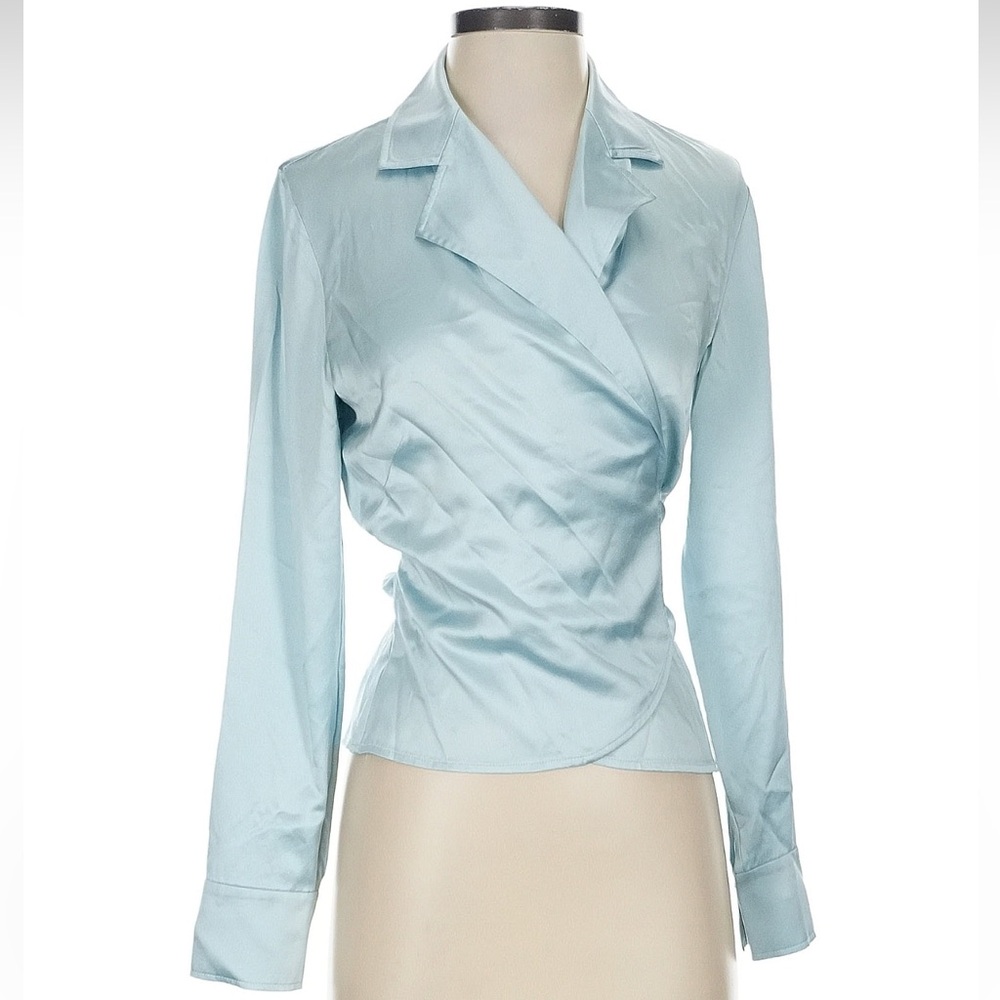 Ellen Tracy Sky Blue Satin blouse
